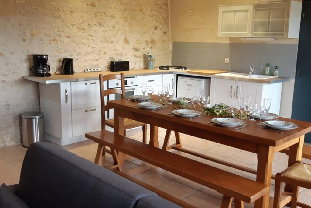 Gite De La Grange Ruille-en-Champagne Экстерьер фото