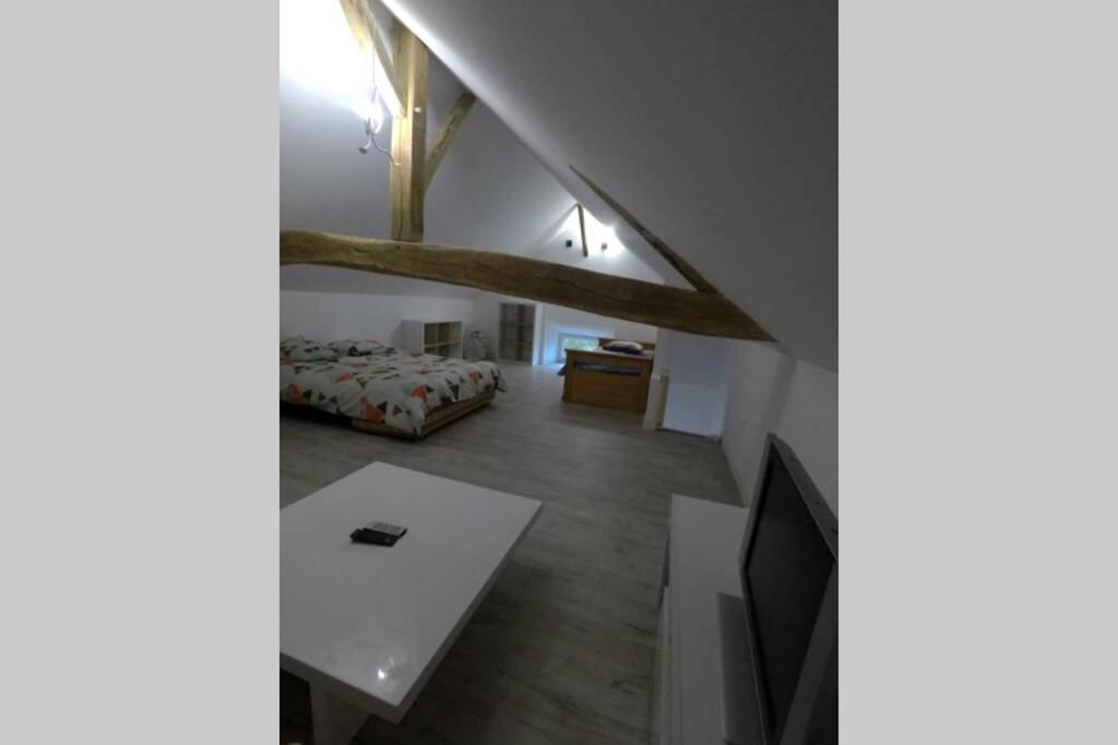 Gite De La Grange Ruille-en-Champagne Экстерьер фото